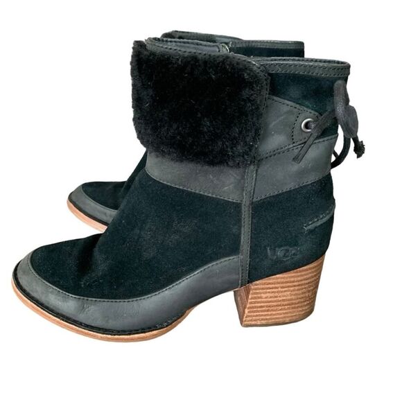 UGG Women's Kirke Suede Stacked Heel Booties Real Shearling Trim Black Size 7 - Picture 2 of 12